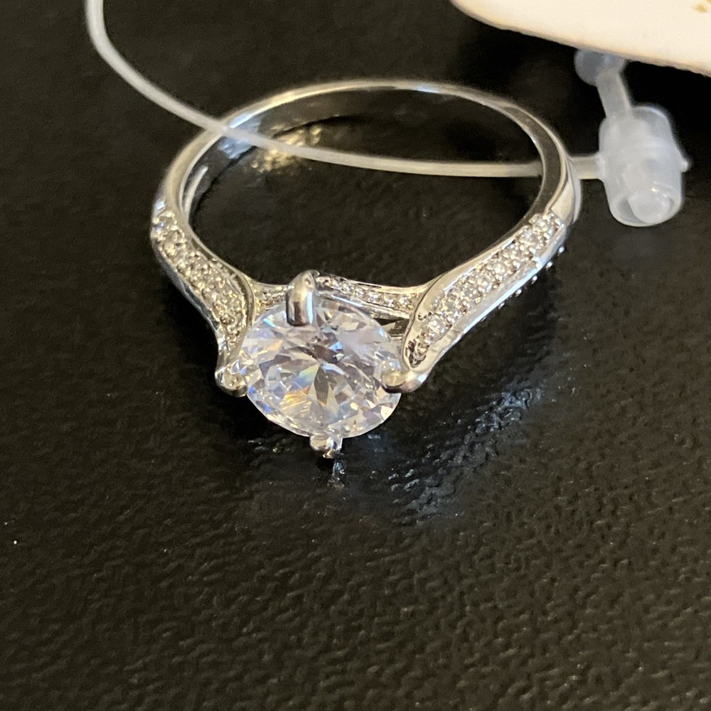 Jewels Galaxy Solitaire Ring Womens Size 7 Silver New Engagement Wedding 1886